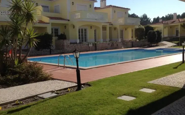 Beach Villa Praia Del-Rey