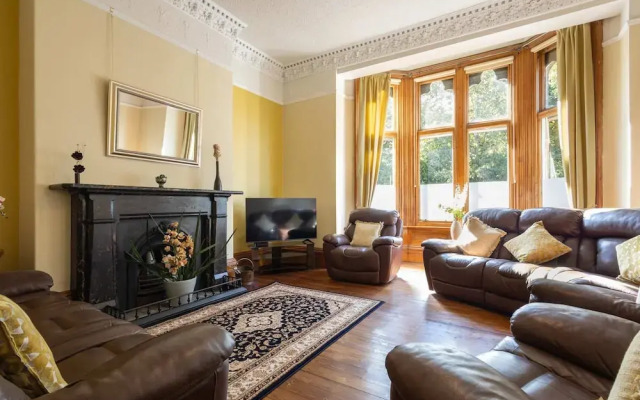 Host Stay Chatsworth Townhouse II