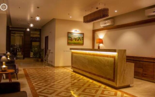 Goroomgo Daani Continental Imphal