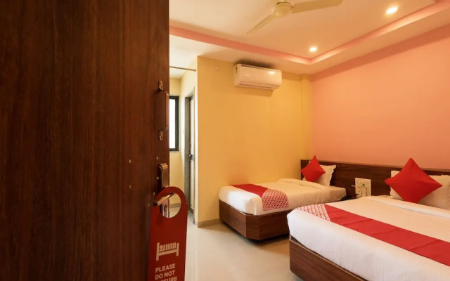 OYO Flagship18489 Hotel Sai Parth