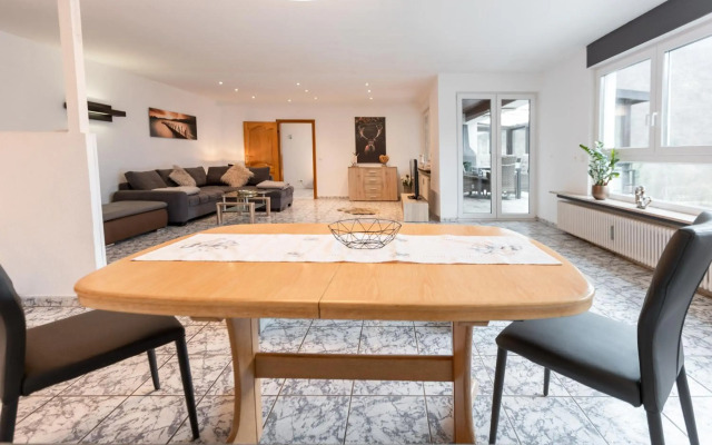 Ferienwohnung Villa Abrioux am Park