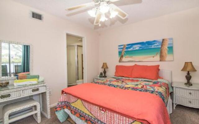 Joyce's Beachfront Suite 3