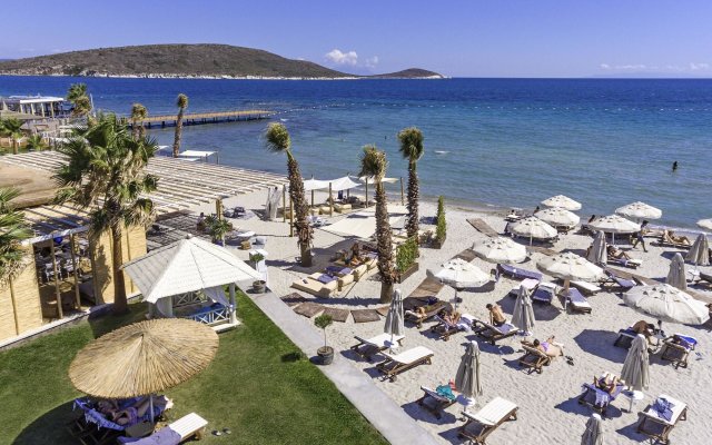 Kairaba Alaçatı Beach Resort & Spa