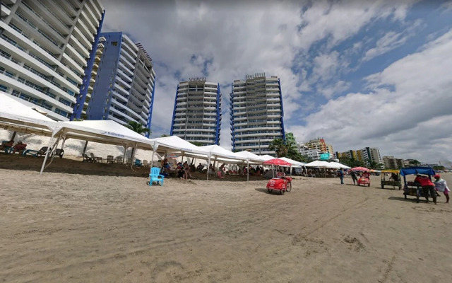 Diamond Beach