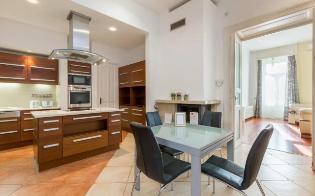 Luxury central Apartment