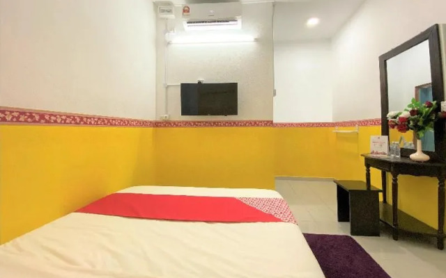 OYO 90176 D'cruz Sunrise Villa