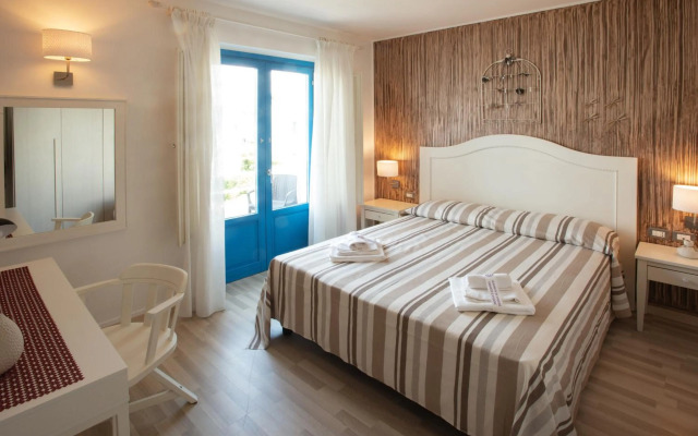 Blue Marine Apartments