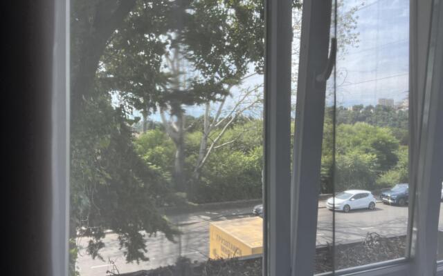 Апартаменты Баливи на ул. Конституции СССР, 50