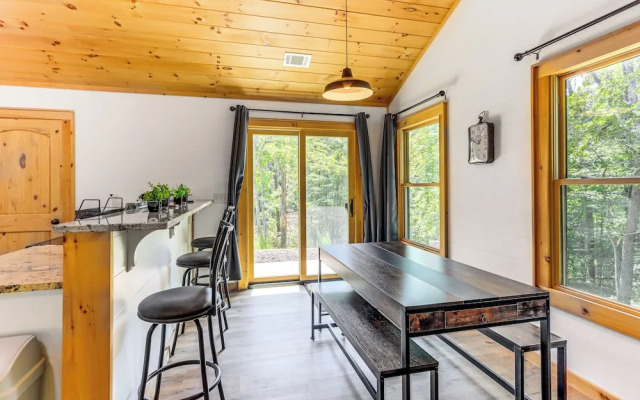 Mccaysville Cabin: Fire Pit, BBQ + More!