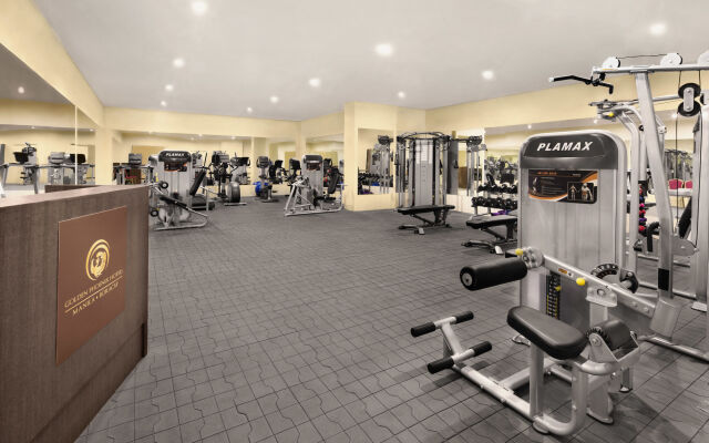 Golden Phoenix Hotel - Manila