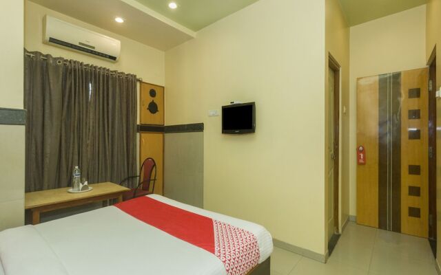 OYO Flagship 18893 Hotel Shweta