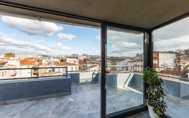 Comfy House Near Golden Horn With an Amazing View