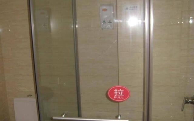 Yijin Business Hotel