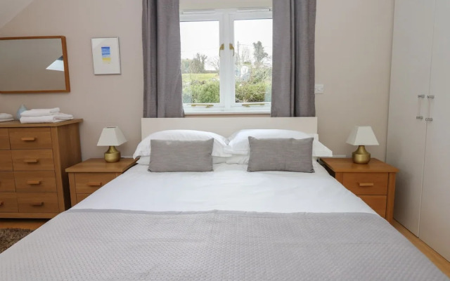 Cholwell Barn Apartment