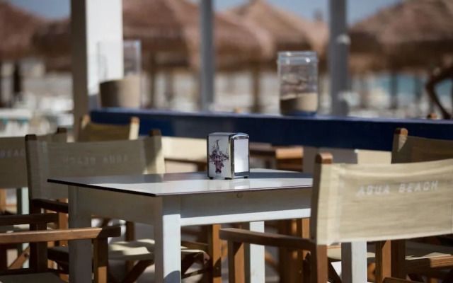 Agua Beach Residence