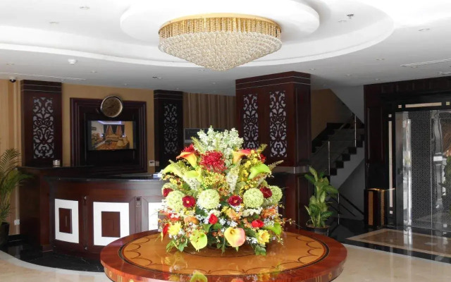 Julanar Asharq Suites