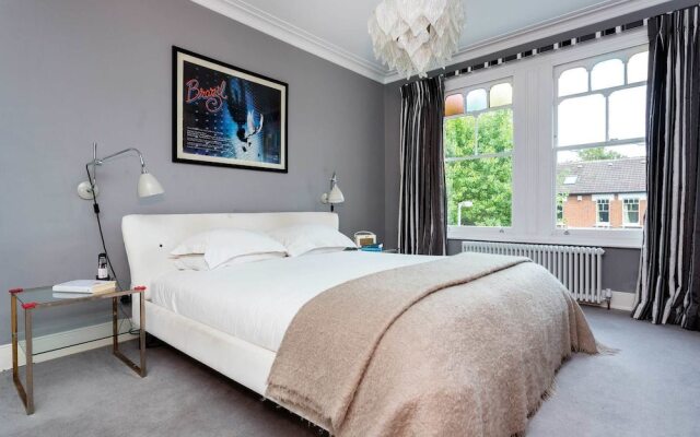 Harmonious Harringay Home