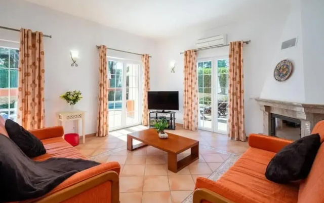 Villa Ribeiro I