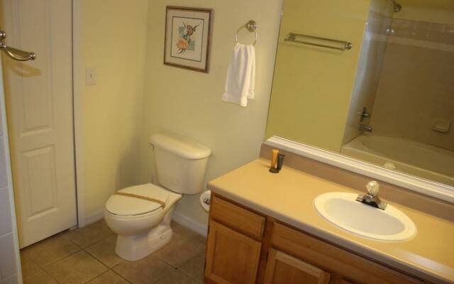 Runaway Beach - 2 Bd Villa (RW 15103)