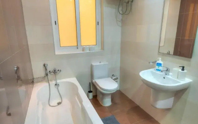 Bright & Large 2bedrooms in Sliema center MPOR1-1