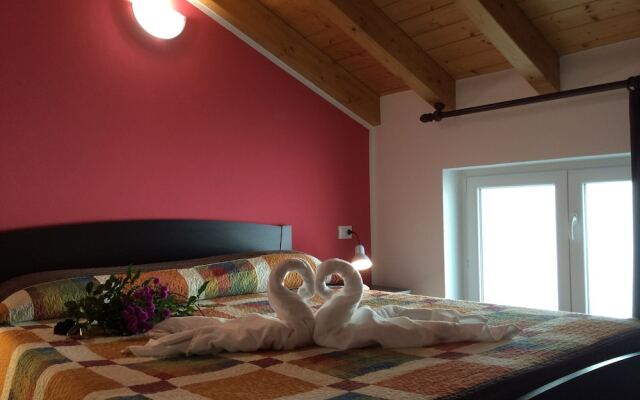 Spacious Apartment in Vercana with Hot Tub