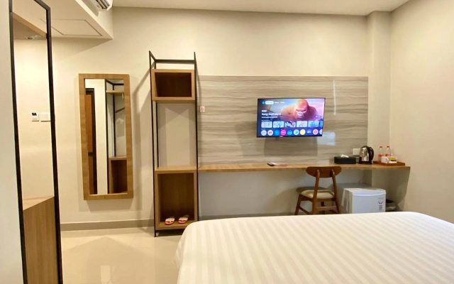 Front One Hotel Gombong – Guest Rooms – Kebumen
