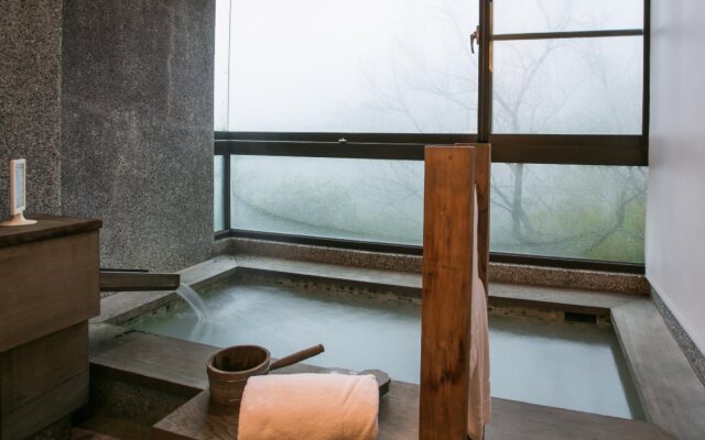 Tsuwu Hot Spring Hotel