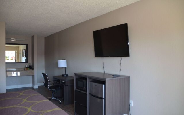 Super 8 Fredericksburg