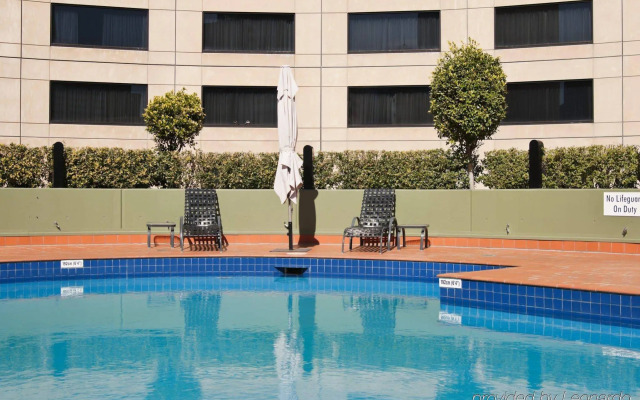 Crowne Plaza Melbourne by IHG