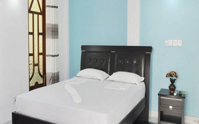 Yala Hotel River Front
