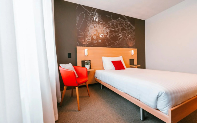 SwissTech Hotel