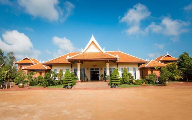 Golden Chenla Hotel and Restaurant