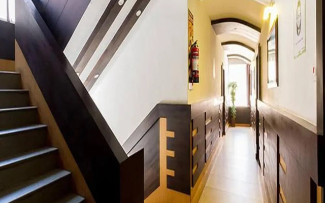 FabHotel Sholas Residency