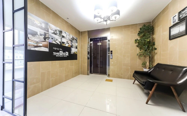 Changwon Buk-myeon The B and B Hotel