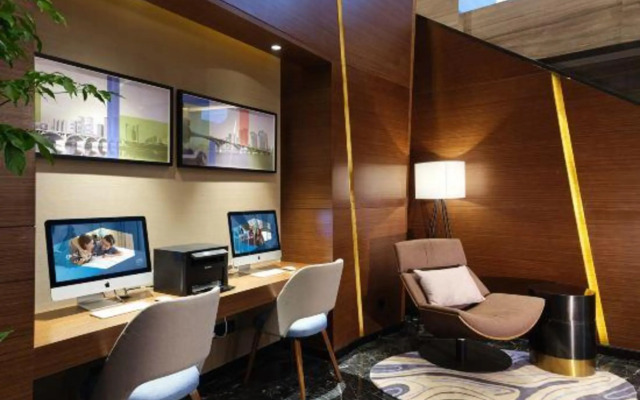 Hampton by Hilton Changsha South Station West Square