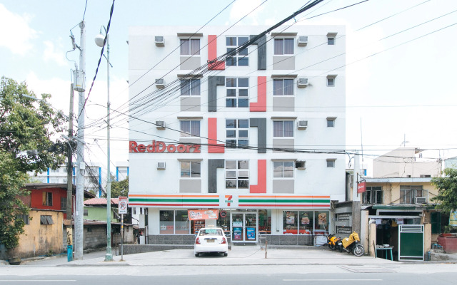 RedDoorz near C5 Kalayaan Avenue Makati