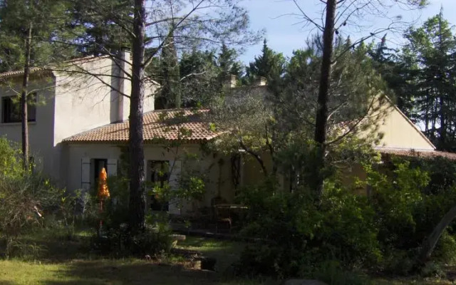 Villa Thermae . Pont du Gard