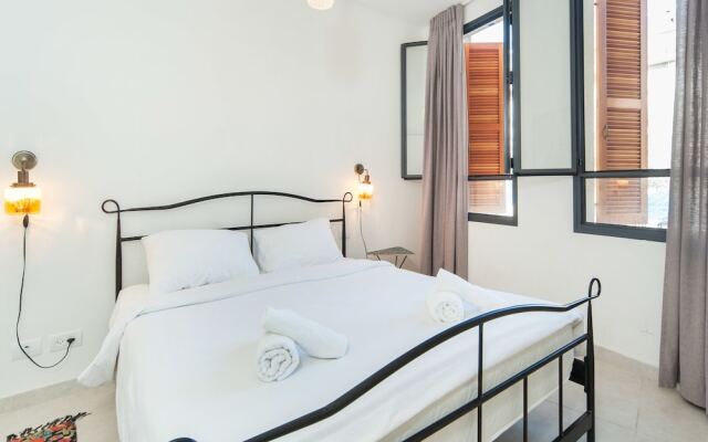 Sea N' Rent Selected Apartments