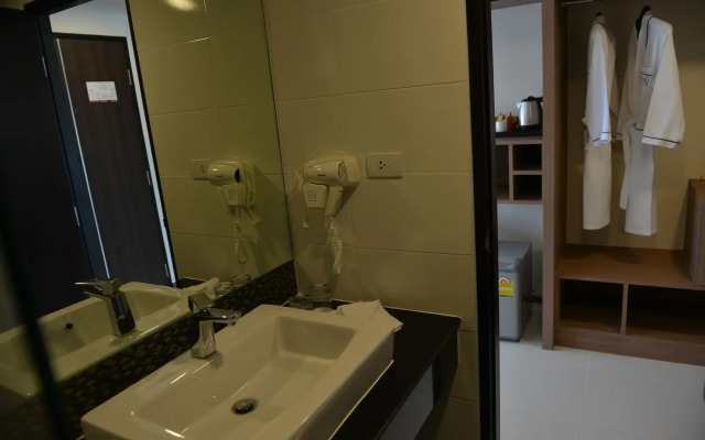 Picnic Hotel Bangkok