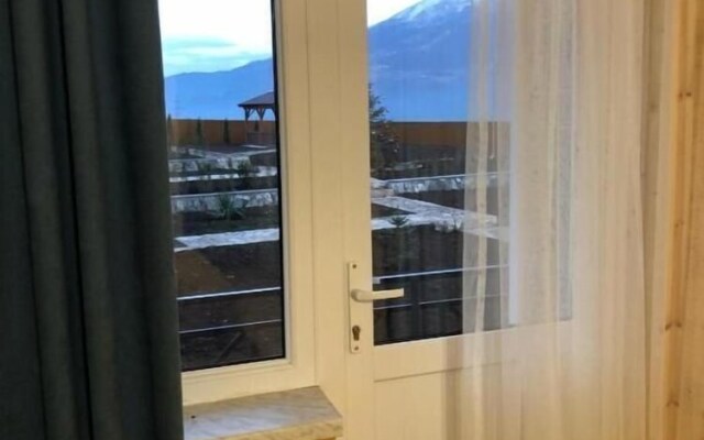 COTTAGE CHALET and TOURS