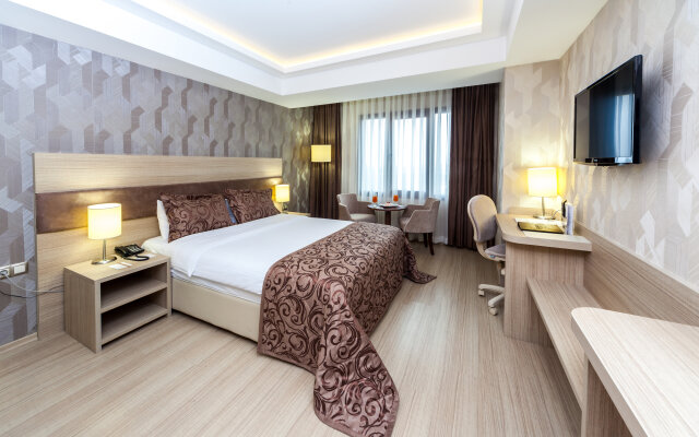 Hotel Golden Way Giyimkent