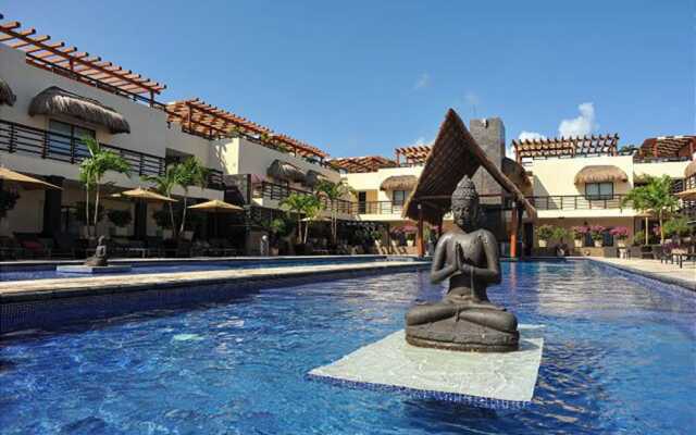 Aldea Thai 33 with Terrace & Private Pool by Tripintravel