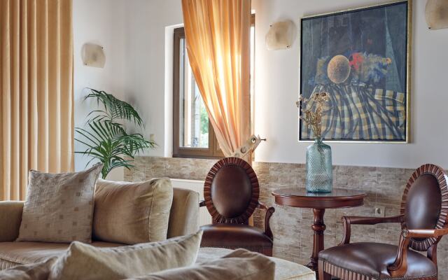 Palm Luxury Villa