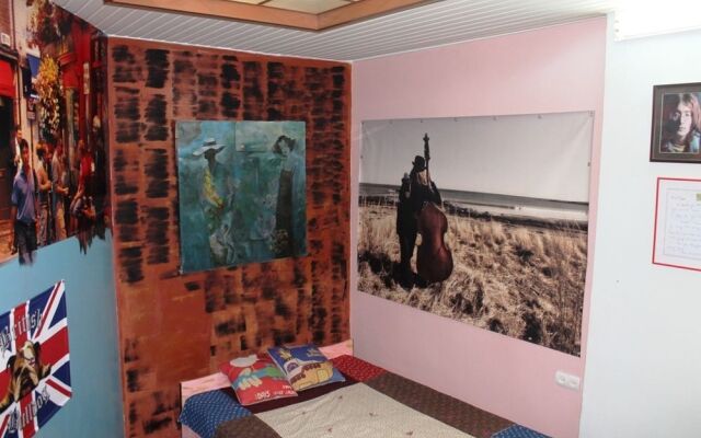 Grammy Hostel