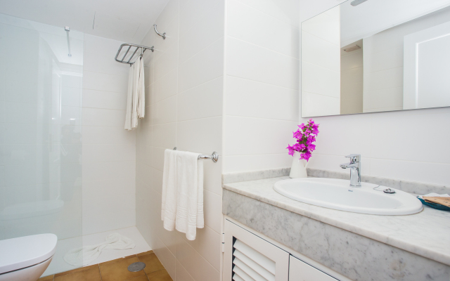 Apartamentos Los Tulipanes