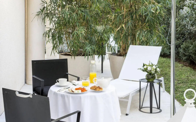 White Villa Tel Aviv Hotel