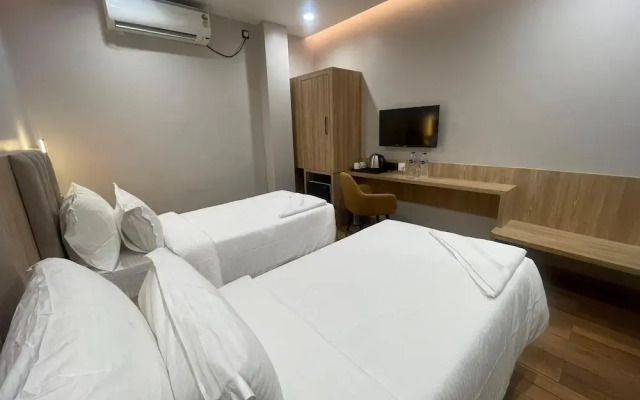 Hotel Cosmos