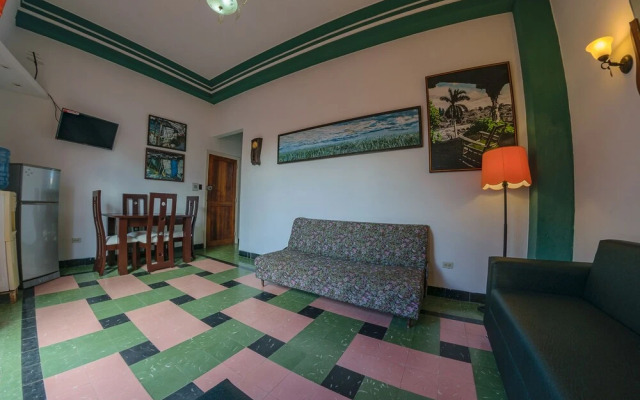 Hostal Leonel