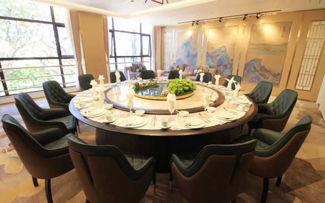 CARREY HOTEL- Accommodation BB-MICE