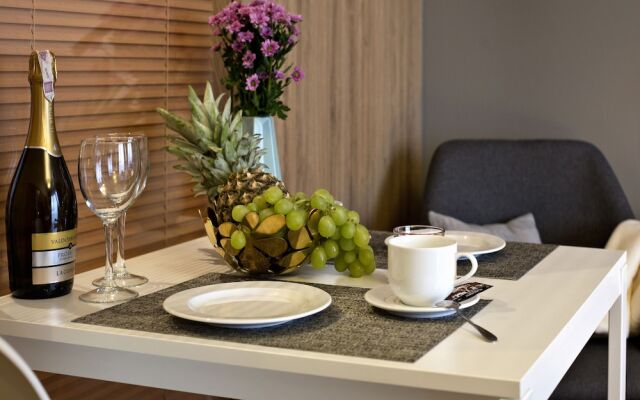 P&O Apartments Wolska Residence 165